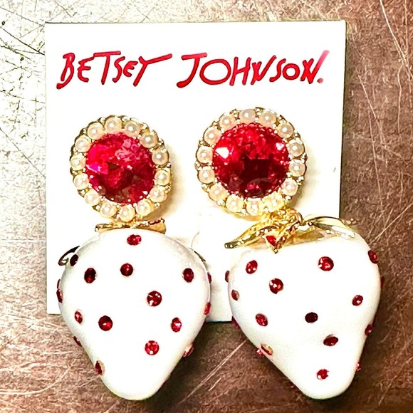 Betsey Johnson Strawberry Dangle Earrings - Picture 1 of 4